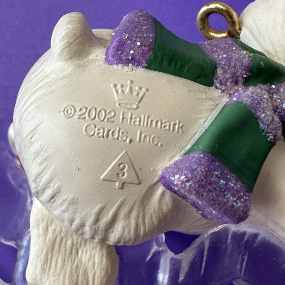 Hallmark Cool Decade 2002 Polar Bear Animal Figurines, Dated Discontinued VTG - Picture 3 of 4